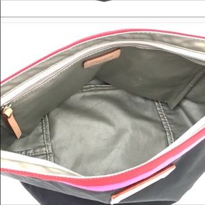 kate spade Bags - NWT KATE SPADE COSMETIC BAG kate spade Bags - NWT KATE SPADE COSMETIC BAG